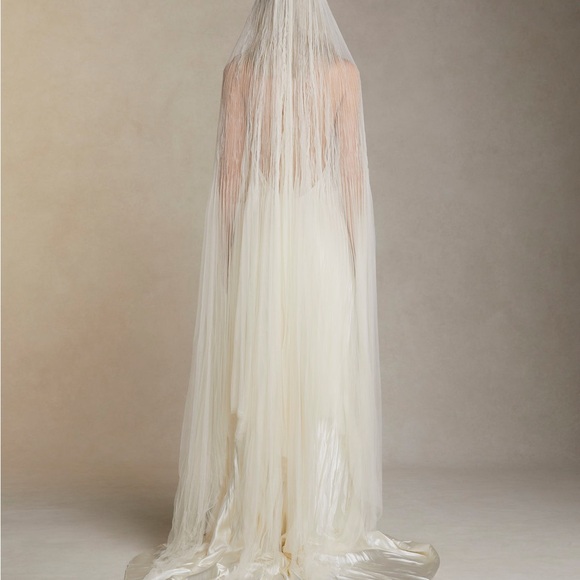 Danielle Frankel Pleated Tulle Veil - Picture 3 of 7